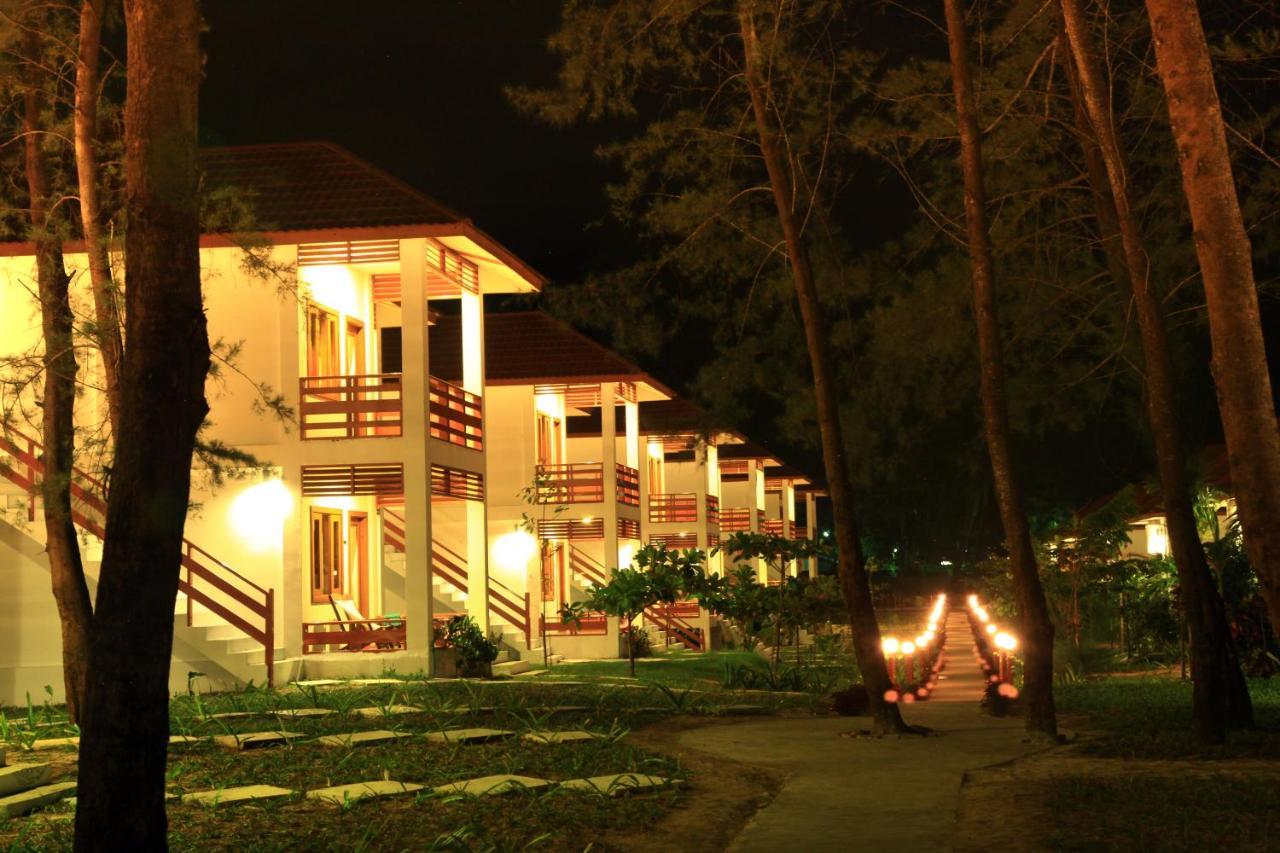 งาปาลี พาราไดซ์ โฮเทล Hotel Zi Phyu Kone ภายนอก รูปภาพ