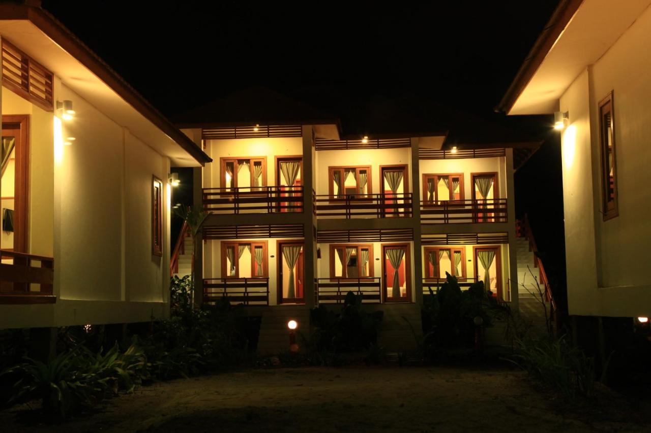 งาปาลี พาราไดซ์ โฮเทล Hotel Zi Phyu Kone ภายนอก รูปภาพ